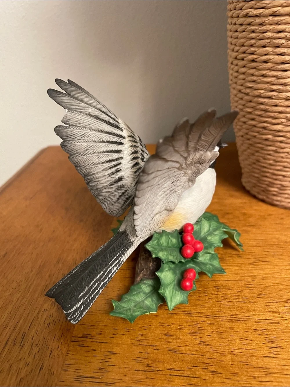 Lenox Fine Porcelain CHICKADEE Bird Figurine with Holly & Red Berries Decor